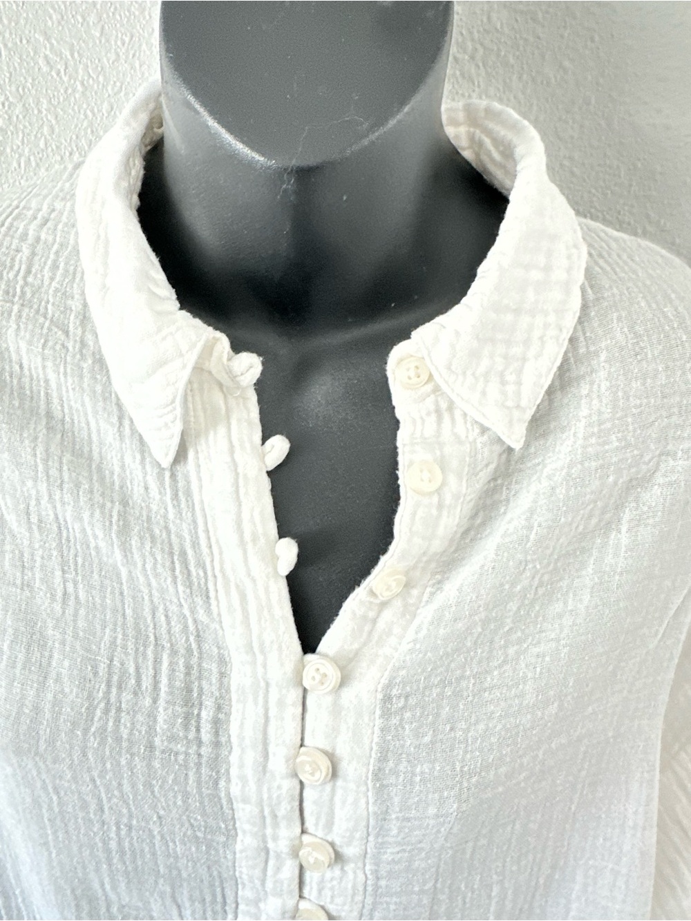 Urban Outfitters Cream Button-Front Gauze Shirt - Picture 4 of 12